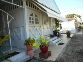 Appartement Vue Jardin Fleuri